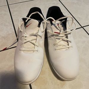 White/ university red vapor pro Nike golf shoe soft spikes size 12